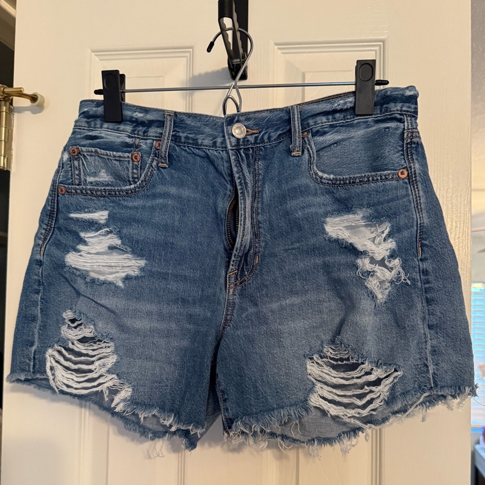 American Eagle Outfitters Jean Shorts Distressed Frayed - 90s Boyfriend Short